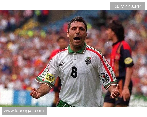 斯托伊奇科夫在巴萨的传奇岁月与霹雳火般的激情表现