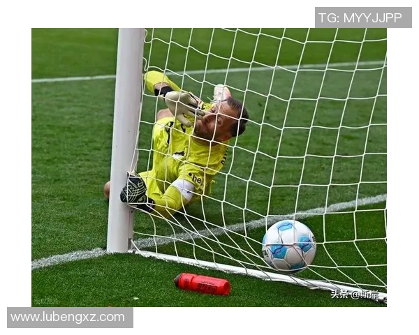 沙尔克04客场连败,遭遇四连败霍芬海姆3-0血洗,保级形势严峻 沙尔克04客场连败,遭遇四连败霍芬海姆3-0血洗,保级形势严峻