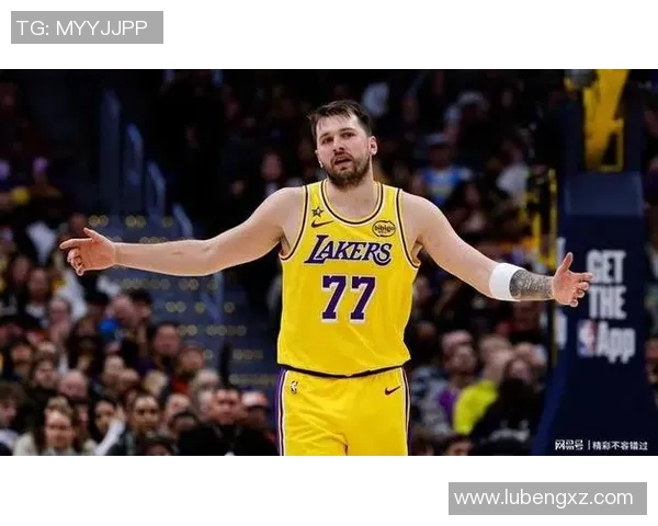 莱昂纳德宣布转投湖人,成为球队新核心:紫金军团的辉煌新篇章